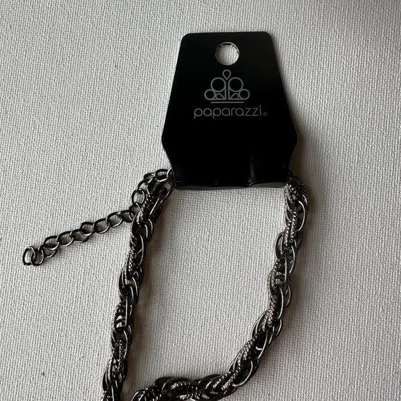 Paparazzi Necklace Jewelry Fashion Chain Design - Picture 6 of 7